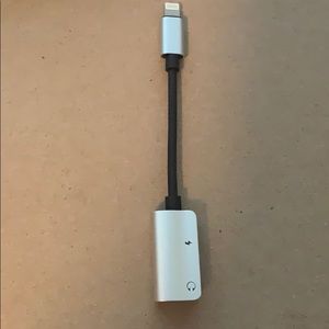 iPhone lightning splitter